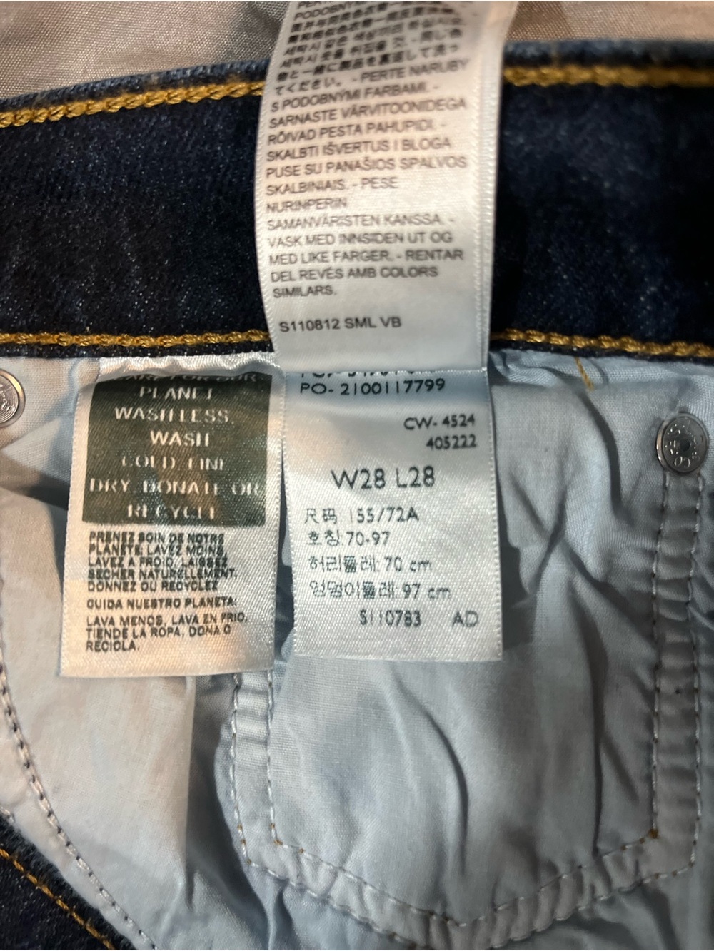 Levi's Classic Straight Leg Jeans in Deep Blue Denim - Picture 5 of 5